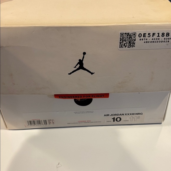 Nike Jordan XXXIII
Travis Scott - Picture 9 of 9